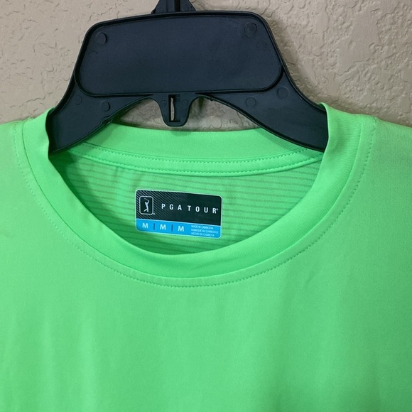 PGA Tour Moisture Wicking Stretch Golf Shirt Size M - Picture 3 of 11